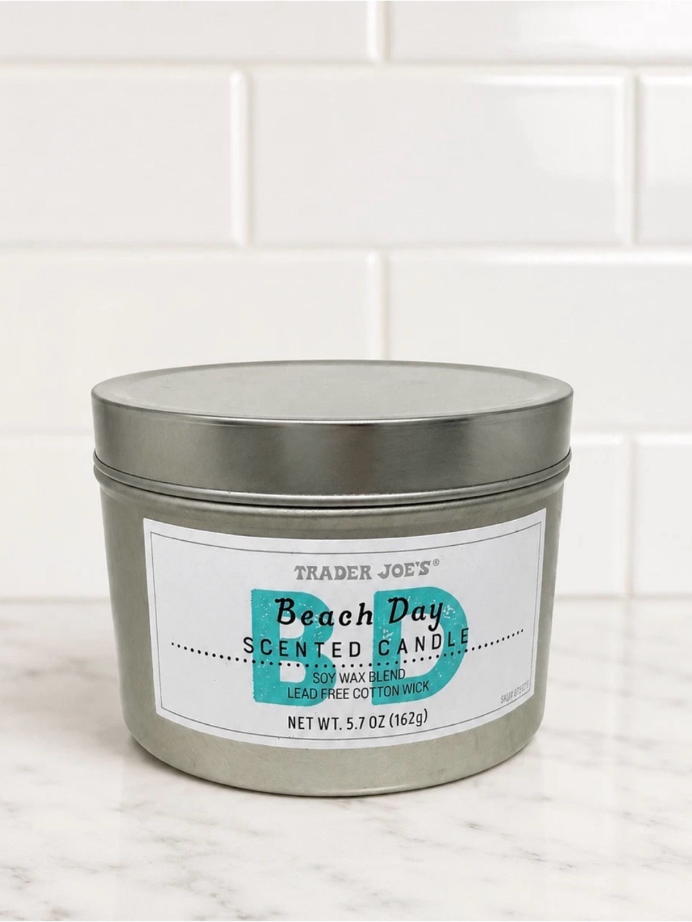 Trader Joe's Beach Day Scented Candle 5.7 Oz Soy Wax Blend Lead-Free Wick NEW